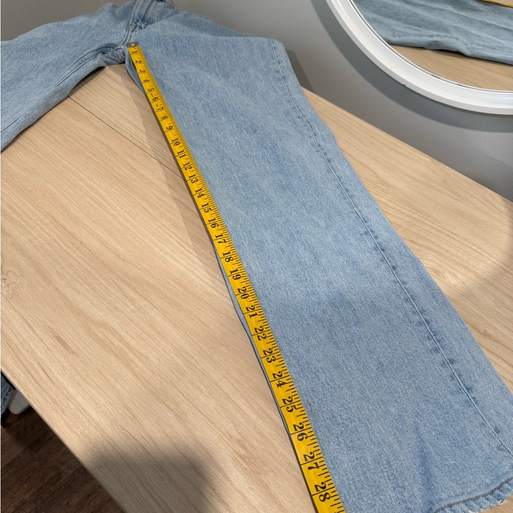 Abercrombie & Fitch Curve Love 90s Relaxed Jeans - Picture 8 of 8